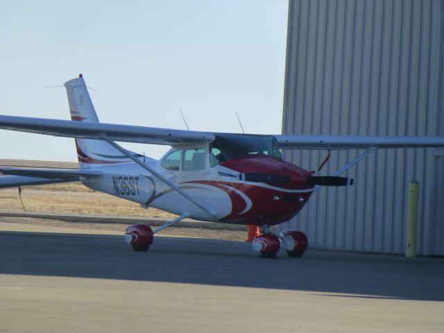 Cessna Skylane (N36ST)