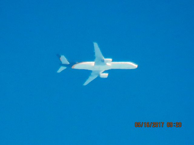 Boeing 757-200 (N445UP)