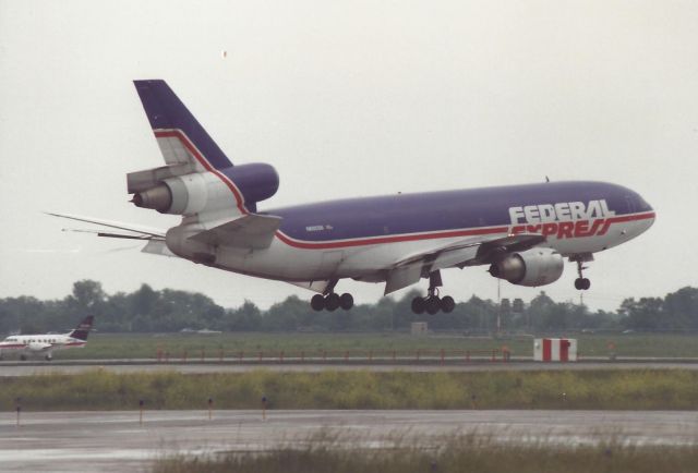 McDonnell Douglas DC-10 (N68056)