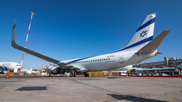 Boeing 737-800 (4X-EKC)