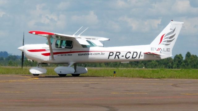 Cessna 152 (PR-CDI)