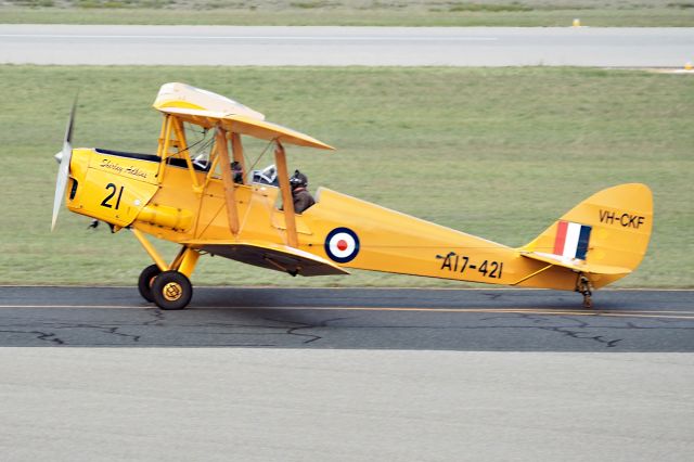 OGMA Tiger Moth (VH-CKF) - DHA-82A Tiger Moth  VH-CKF A17-421 Jandakot 27/05/17