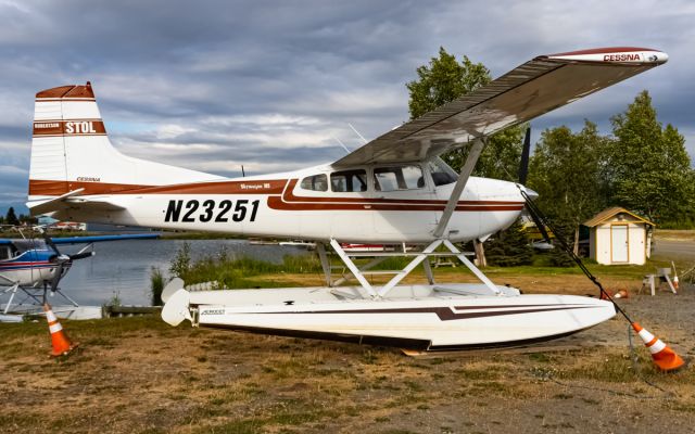 Cessna Skywagon (N23251)