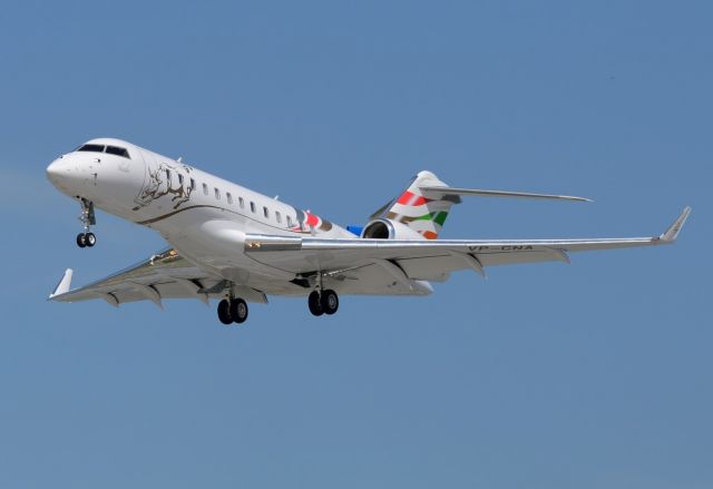 Bombardier Global Express (VP-CNA)