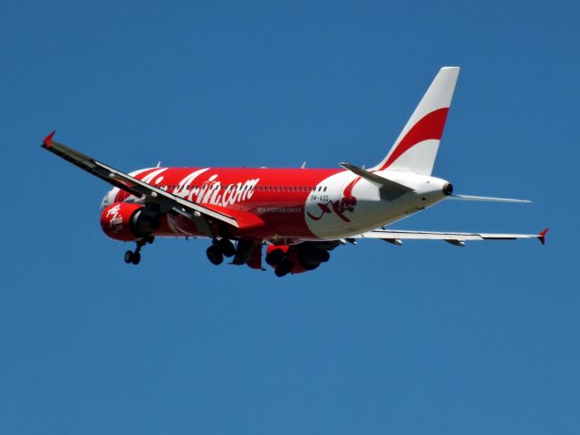 Airbus A320 (9M-AQD)