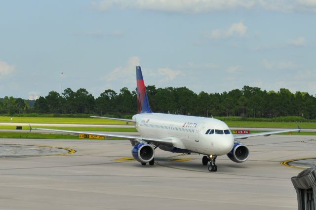 Airbus A320 (N350NA) - Delta Airbus A320-212 N350NA Landed at Orlando International Airport