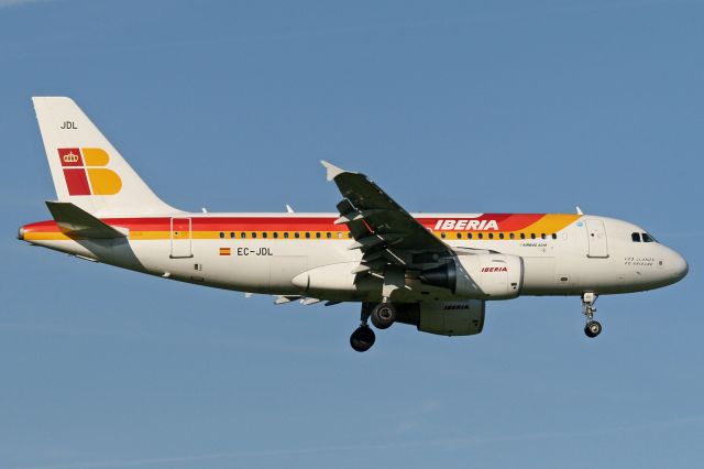 Airbus A319 (EC-JDL)