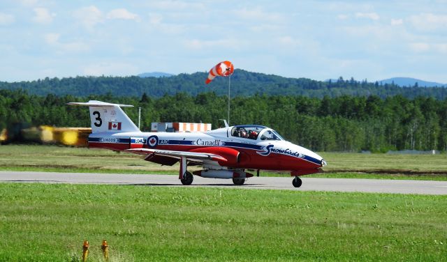 — — - Canadair CT-114 Tutor