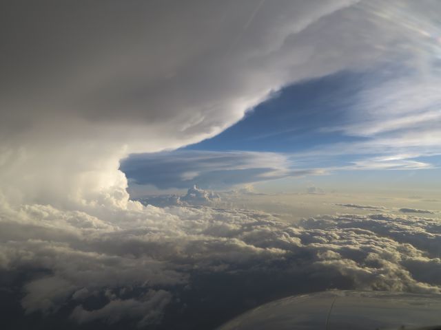 Cessna Citation V (N365EA) - En route at FL280.