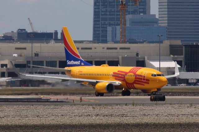 Boeing 737-700 (N781WN) - New Mexico One