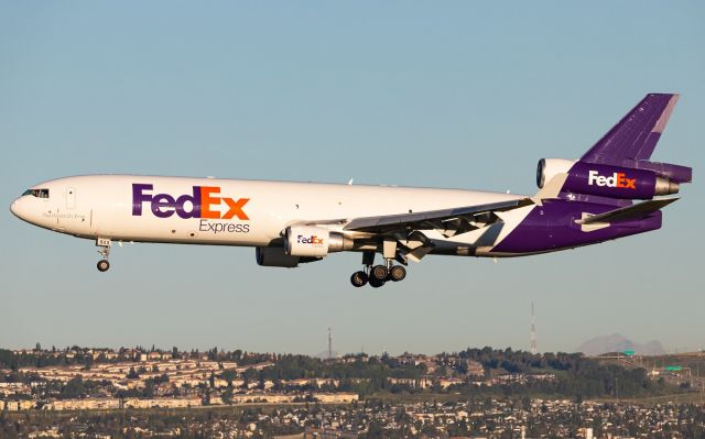 Boeing MD-11 (N523FE)