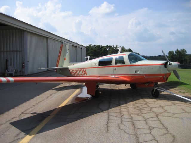 Mooney M-20 (N6803N)