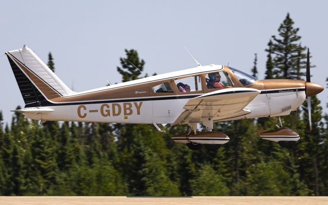 Piper Cherokee (C-GDBY)