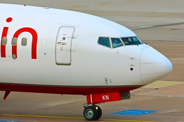 Boeing 737-700 (D-ABKN)