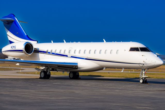 Bombardier Global Express (N2MG) - Year: 2009br /Make: Bombardier br /Model: Global 6000br /Opby: Private Owner 