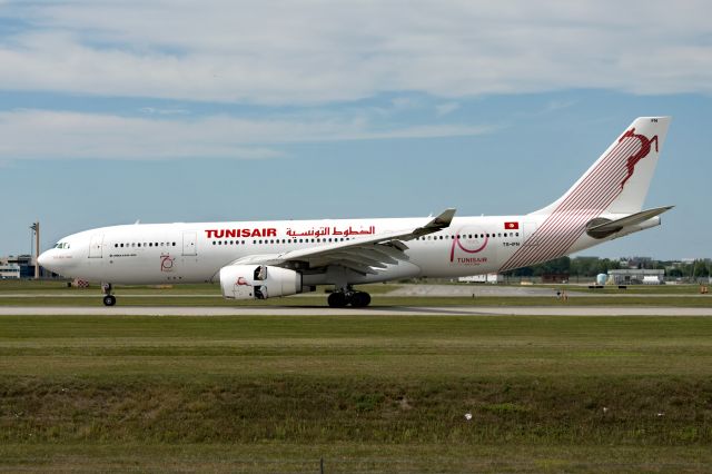 Airbus A330-200 (TS-IFN)