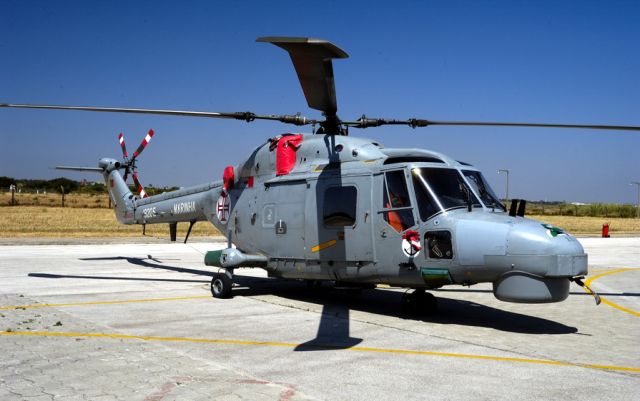 — — - 2002 - The return of Portuguese Naval Aviation...