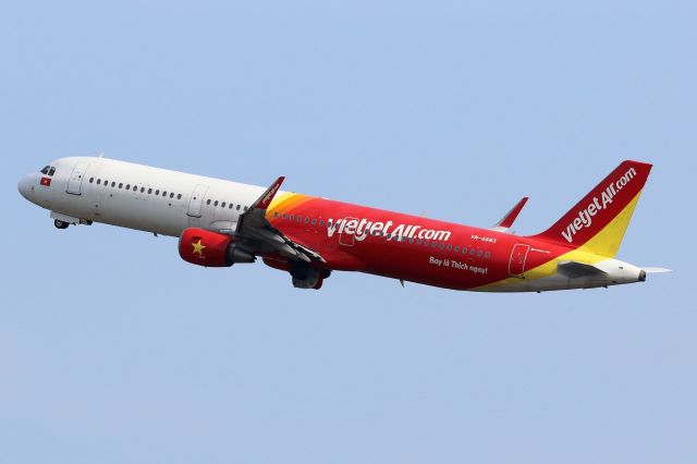 Airbus A321 (VN-A683)