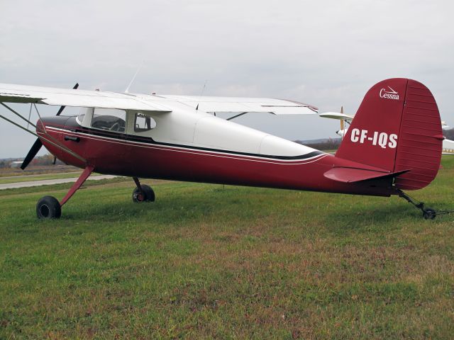 Cessna 140 (C-FIQS)