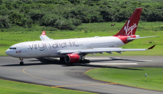 Airbus A330-200 (G-VWND)