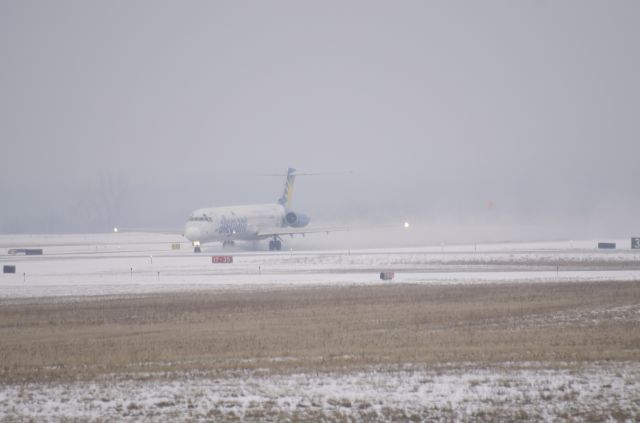 Douglas DC-9-10 (N894GA)