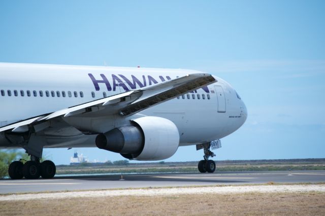 BOEING 767-300 — - Hawaiian 767-300 heading for reef runway at PHNL.