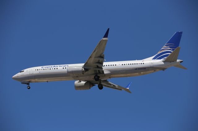 Boeing 737 MAX 9 (HP-9908CMP)