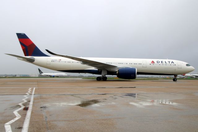 Airbus A330-900 (N425DX) - Taxiing to Stand 319 on 22-Feb-24 operating flight DAL3 from KJFK.