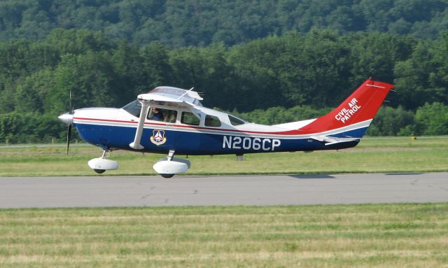 Cessna 206 Stationair (N206CP) - Landing at the 2009 WRAP Fly-In