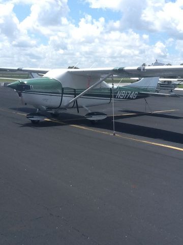 Cessna Skylane (N9174G)