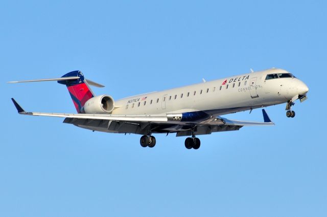 Canadair Regional Jet CRJ-700 (N371CA)