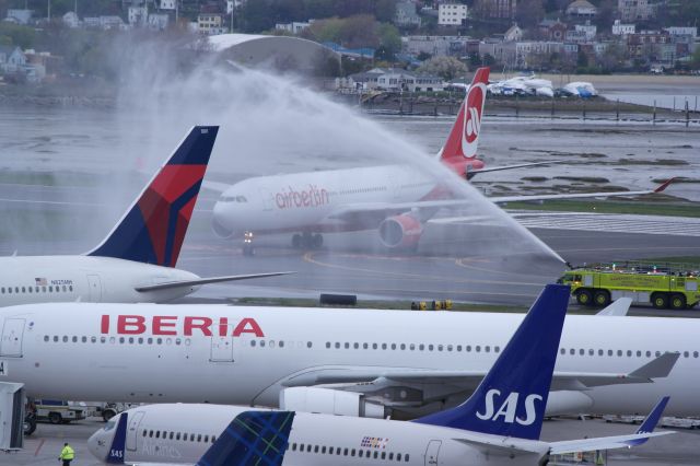 Airbus A330-200 (D-ALPA)