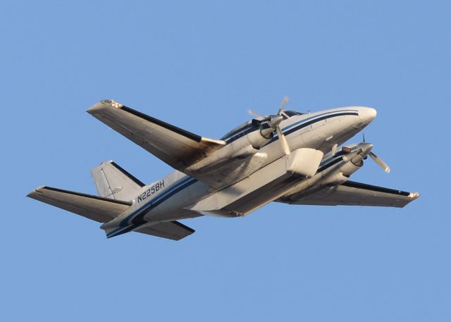 Beechcraft Airliner (N225BH)