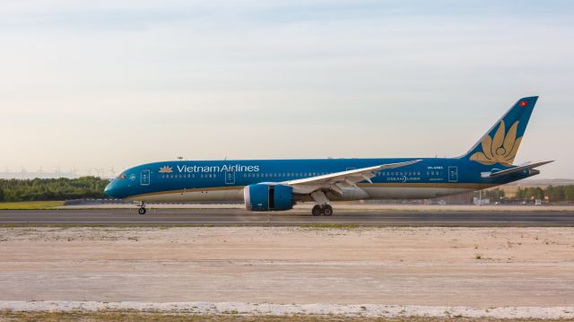 Boeing 787-8 (VN-A863)