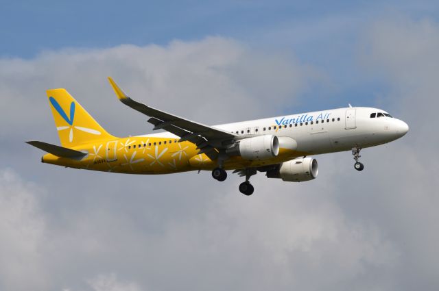 Airbus A320 (JA06VA) - 2015-09-25