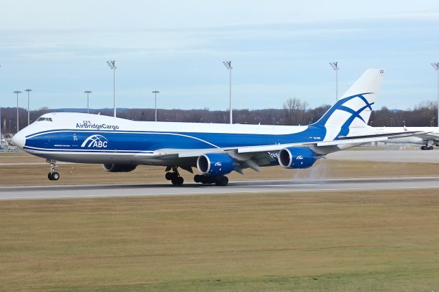 Boeing 747-400 (VQ-BVR)