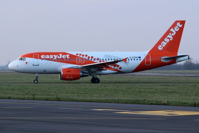 Airbus A319 (G-EZDN)