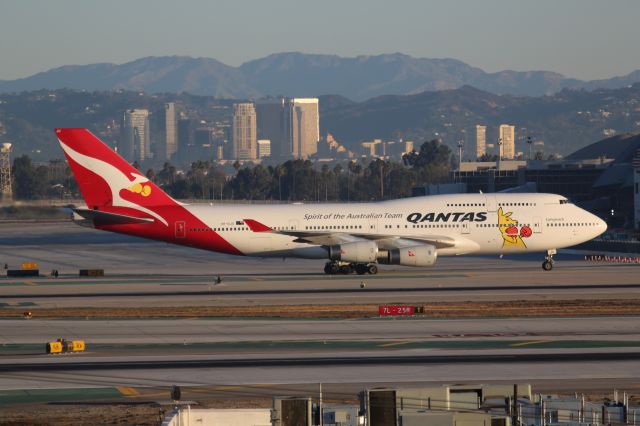 Boeing 747-400 (VH-OJU)