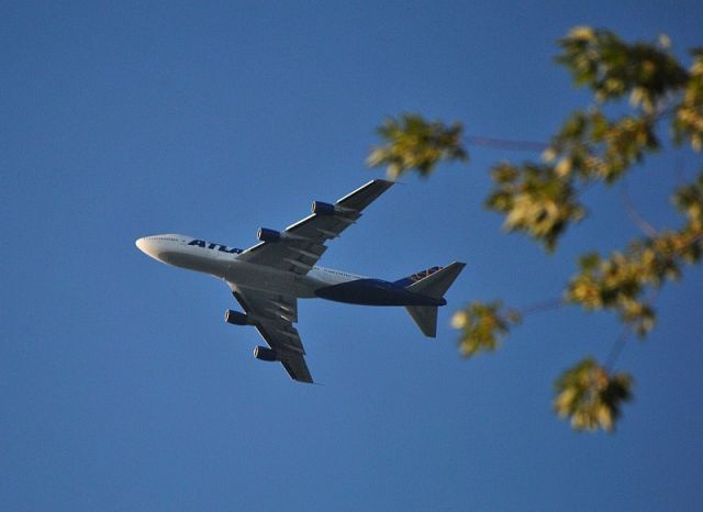 Boeing 747-200 (GTI8341)