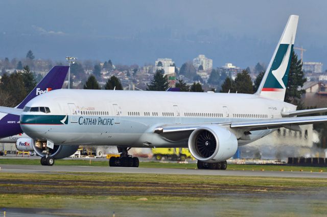 BOEING 777-300ER (B-KQR)