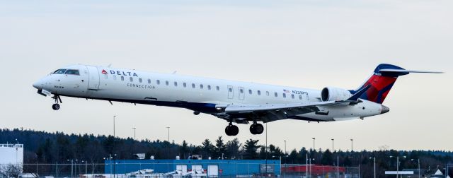 Canadair Regional Jet CRJ-900 (N228PQ) - Shot with a Nikon D3200 w/ Nikkor 70-300mmbr /Best viewed in Full Size