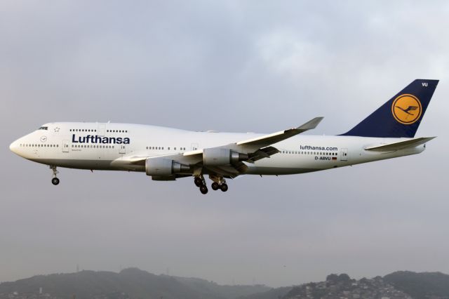 Boeing 747-200 (D-ABVU)