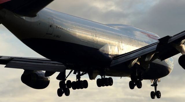 Boeing 747-400 (G-BNLE) - Approaching runway 027L at LHR.