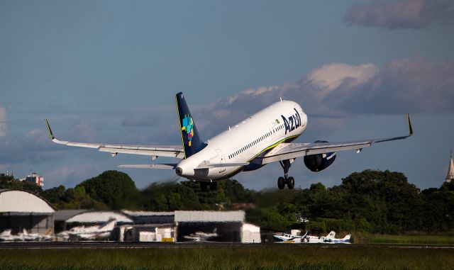 Airbus A320neo (PR-YRT)