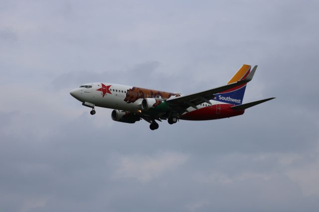 Boeing 737-700 (N943WN) - California One Livery