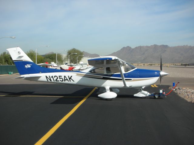 Cessna Skylane (N125AK)