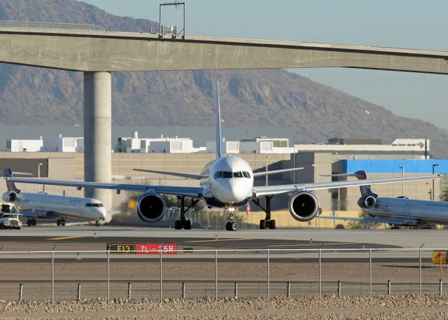 Boeing 757-200 (N683DA)