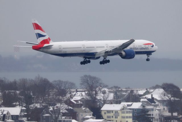 BOEING 777-300 (G-STBH) - 'Speedbird 13 Golf' from London arriving in some light snow showers