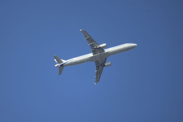 Airbus A321 (B-6961)