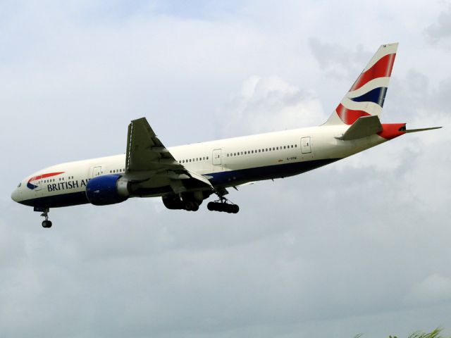 Boeing 777-200 (G-VIIW)